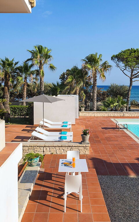 Villa Maya: Balcon / Terrasse / Patio, bassin, Extérieur