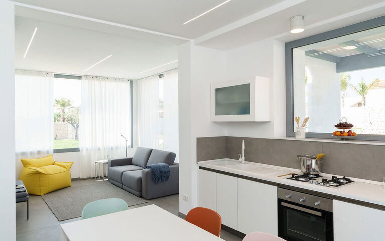 Villa Mia: Cuisine, Salle à manger, Salon