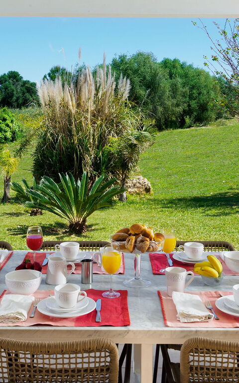 Villa Girasole: Balcon / Terrasse / Patio, Jardin