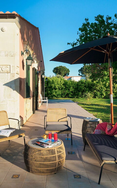 Villa Girasole: Extérieur