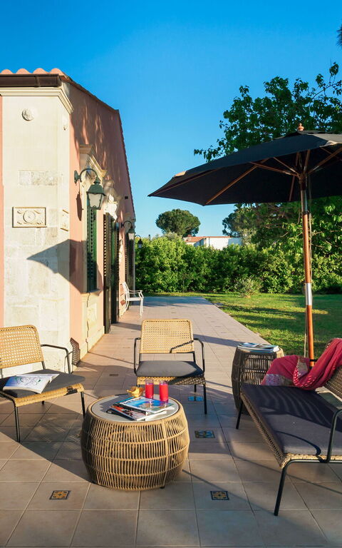 Villa Girasole: Balcon / Terrasse / Patio, Jardin