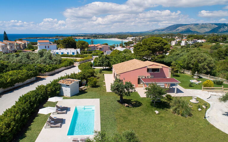 Villa Girasole: Extérieurs, Jardin