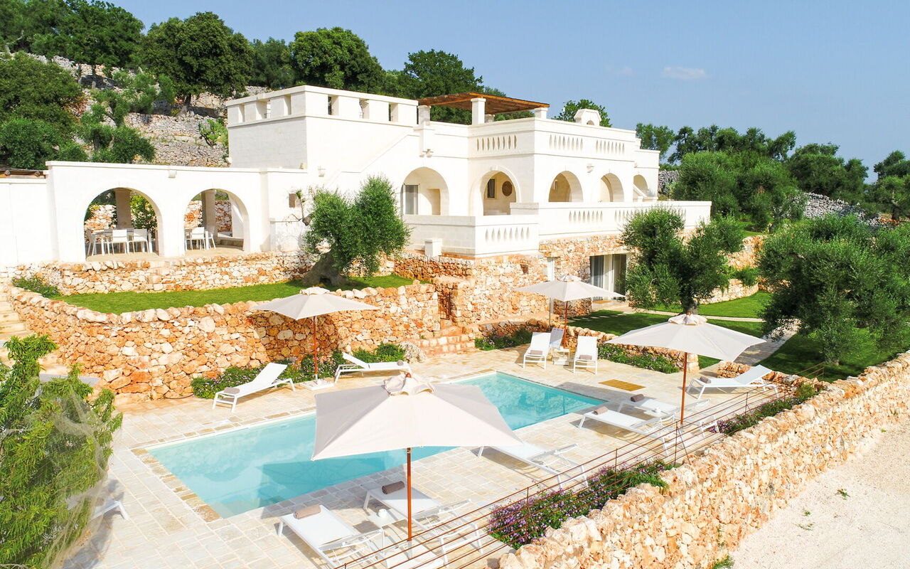 La Residenza - Corte Dei Messapi: bassin, Extérieur, Extérieurs