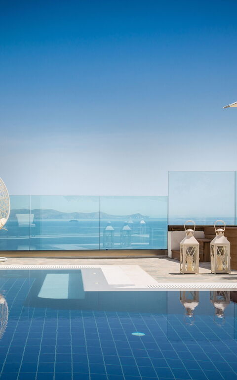 Villa Artemis: bassin, Vues