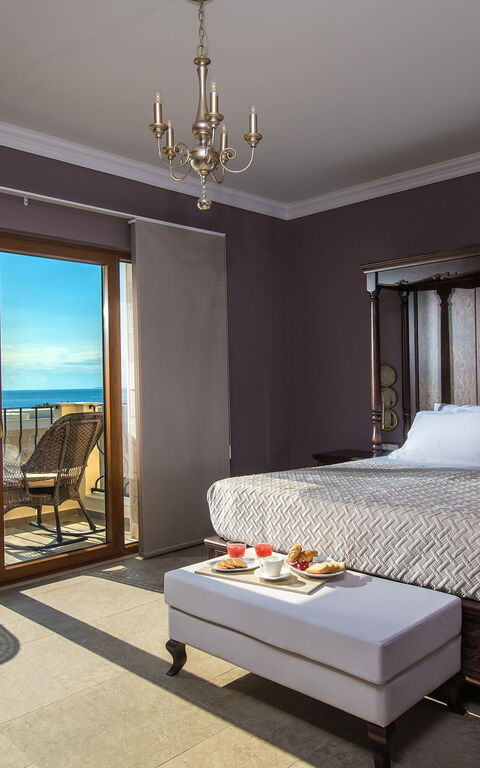 Villa Kalliste: chambre à coucher