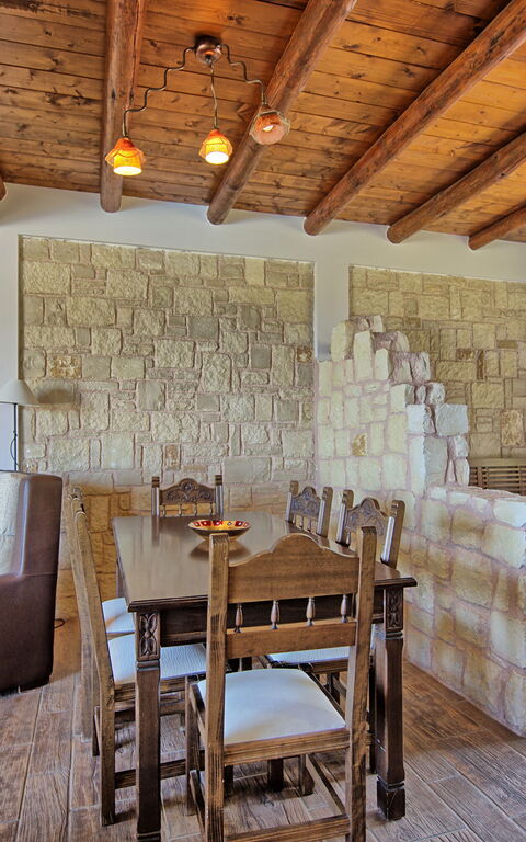 Villa Myrtia: Salle à manger, Salon