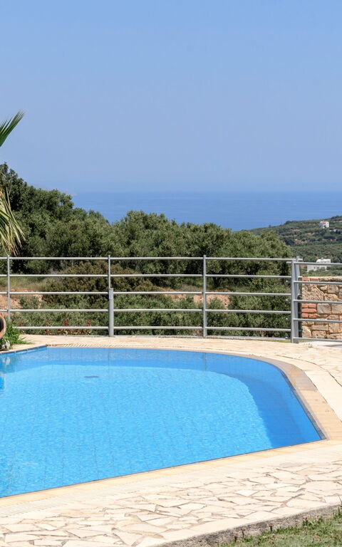 Villa Kissos: bassin