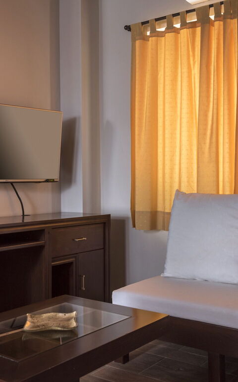 Villa Kissos: Salle à manger, Salon