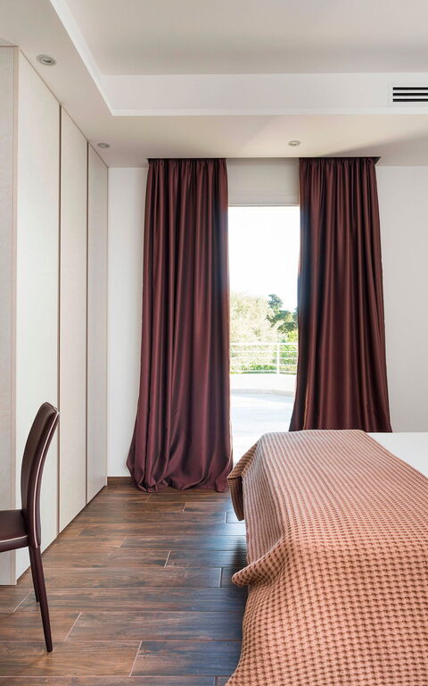 Villa Artemare: chambre à coucher