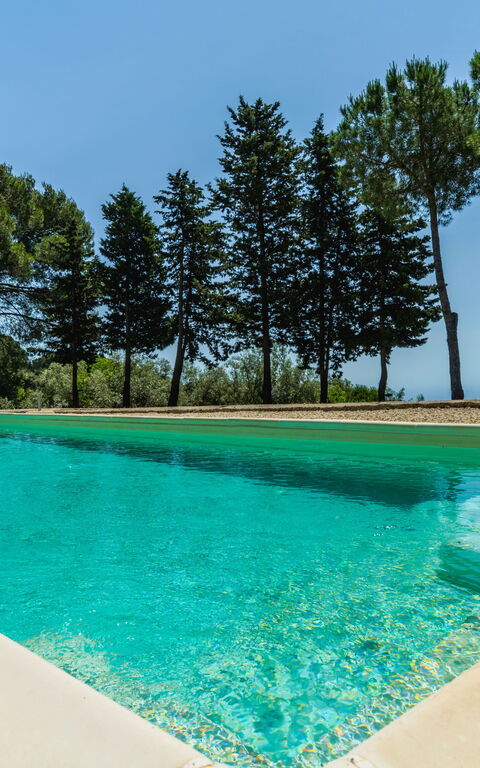 Villa Pica: bassin, Extérieur, Extérieurs