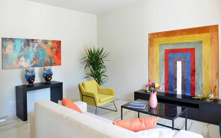 Villa Pica: Salon