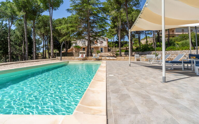 Villa Pica: bassin, Extérieur, Extérieurs