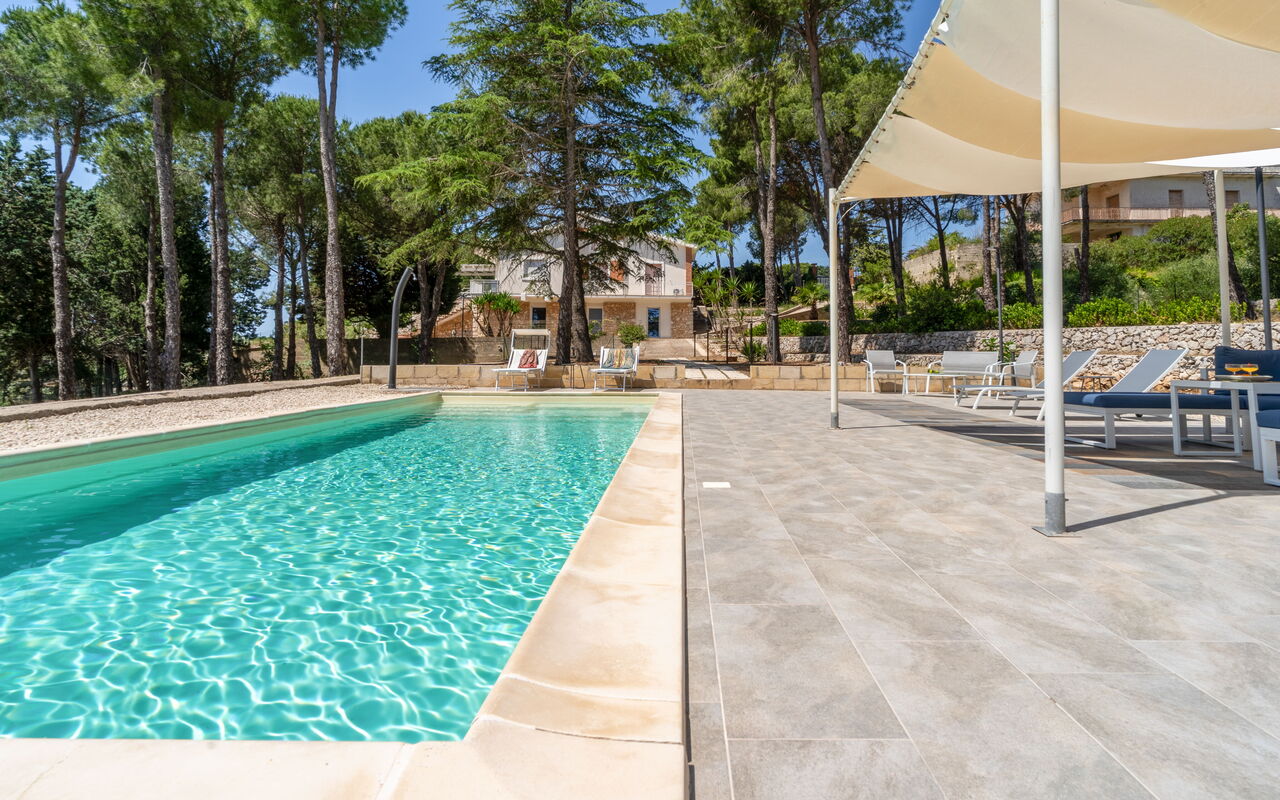 Villa Pica: bassin, Extérieur, Extérieurs