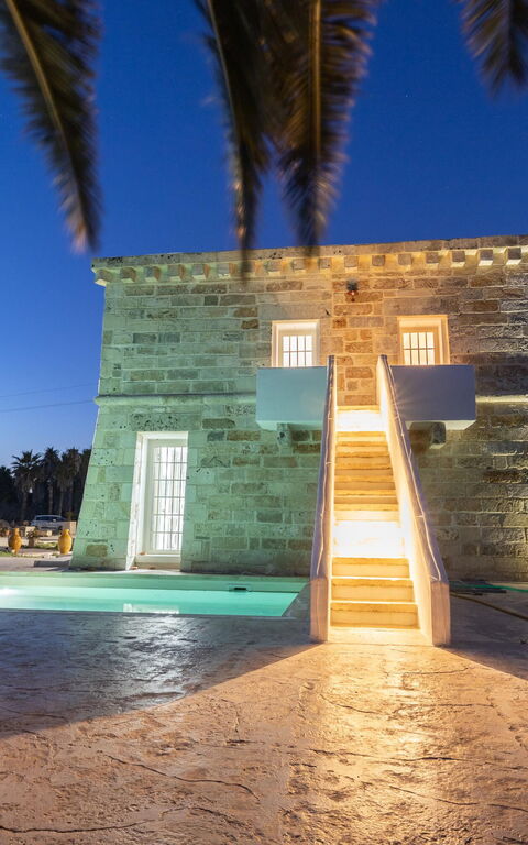 Villa Turris: bassin, Extérieur, Extérieurs