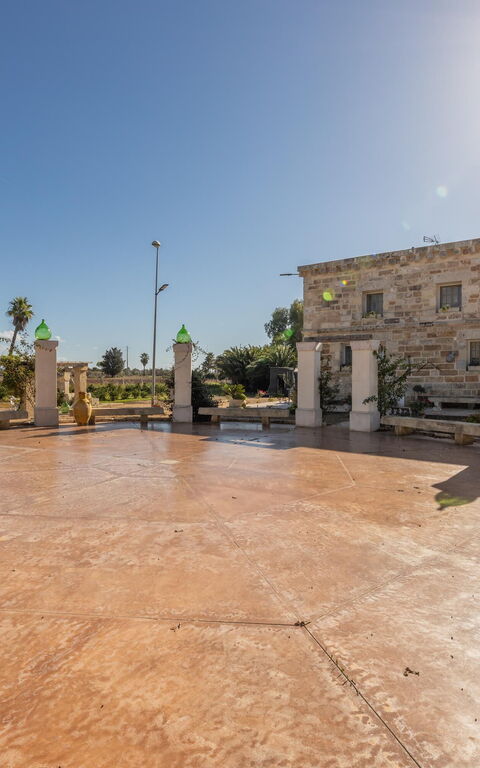 Villa Turris: Extérieur, Extérieurs