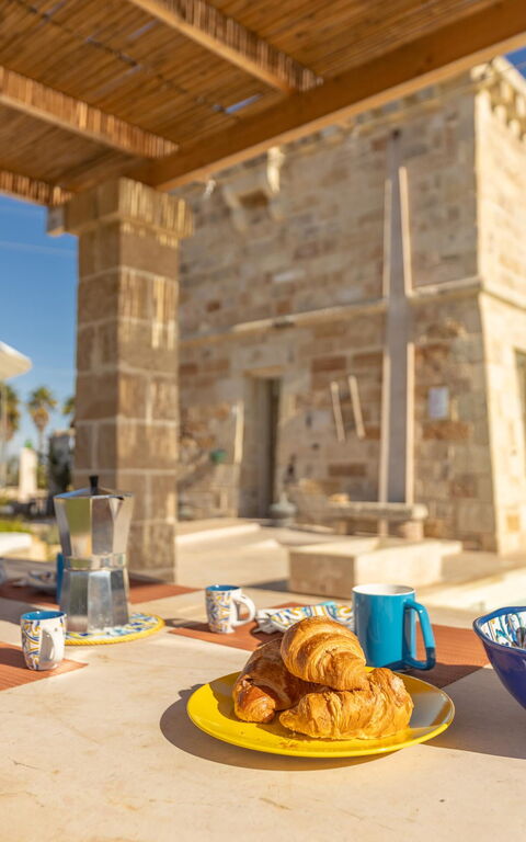 Villa Turris: Balcon / Terrasse / Patio, bassin, Extérieur, Extérieurs