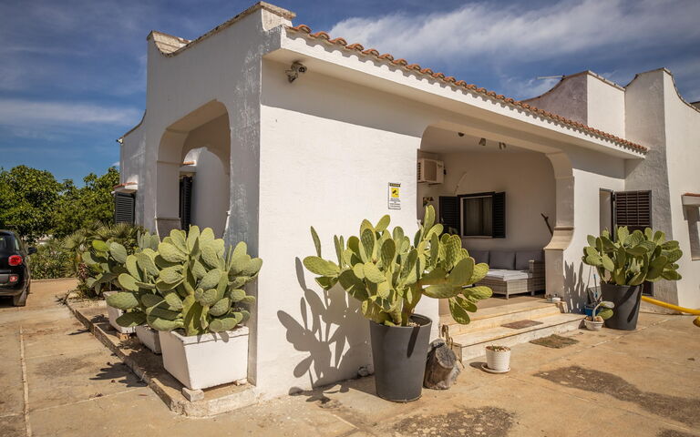 Villa Natura: Balcon / Terrasse / Patio, Entrée principale, Extérieurs