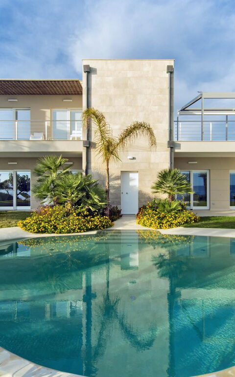 Villa Vera: Balcon / Terrasse / Patio, bassin, Extérieurs, Jardin, Vues