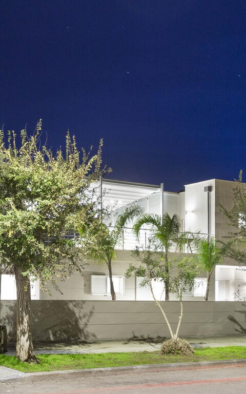 Villa Vera: Entrée principale, Extérieurs