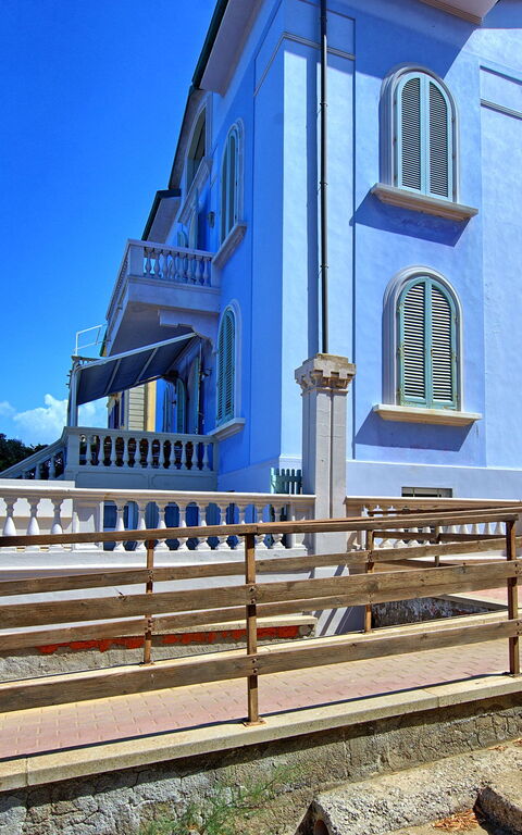 Casa Riva: Extérieur