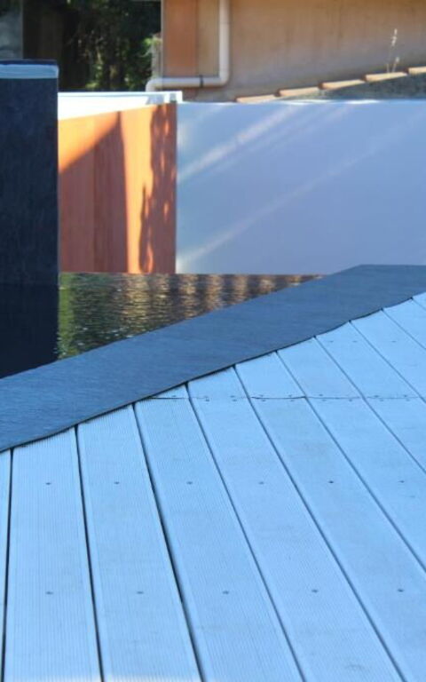 Tre Donne: Extérieur