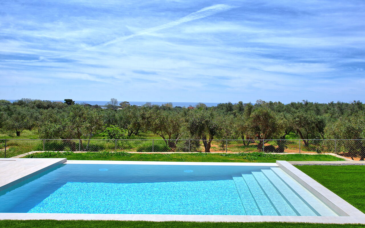 Villa Olivum: bassin, Été, Extérieur