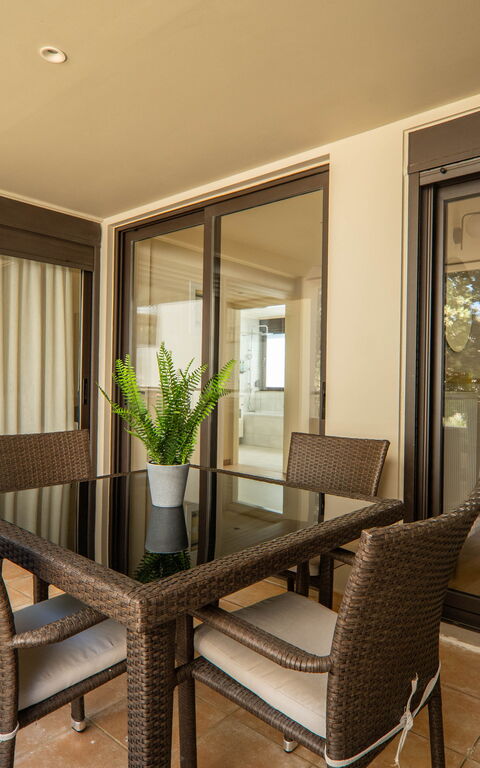 Dioni: Balcon / Terrasse / Patio