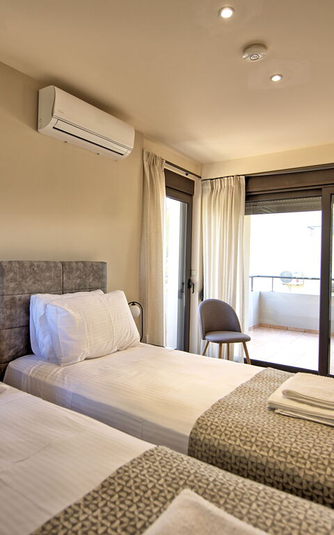 Dioni: chambre à coucher