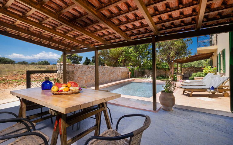 Villa Giani: Balcon / Terrasse / Patio, bassin, Extérieur