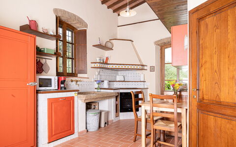 Logement Capanna: Cuisine, Salle à manger