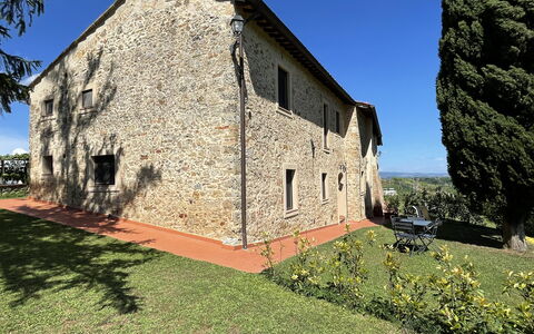 Logement Carro: Extérieur, Extérieurs, Jardin