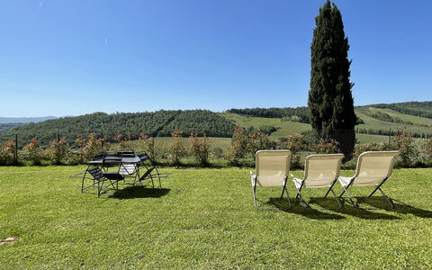 Logement Pesa: Extérieur, Jardin, Vues