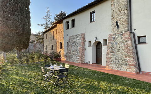 Logement Pesa: Extérieur, Extérieurs, Jardin, Vues