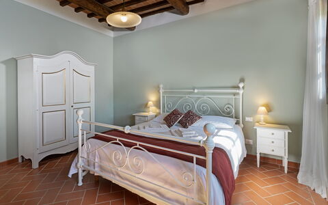 Logement Pesa: chambre à coucher