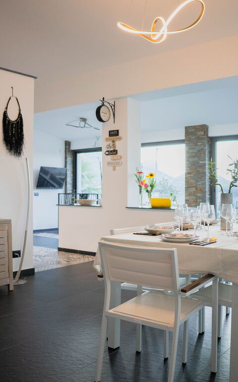 Villa Vincenzo: Balcon / Terrasse / Patio, Salle à manger