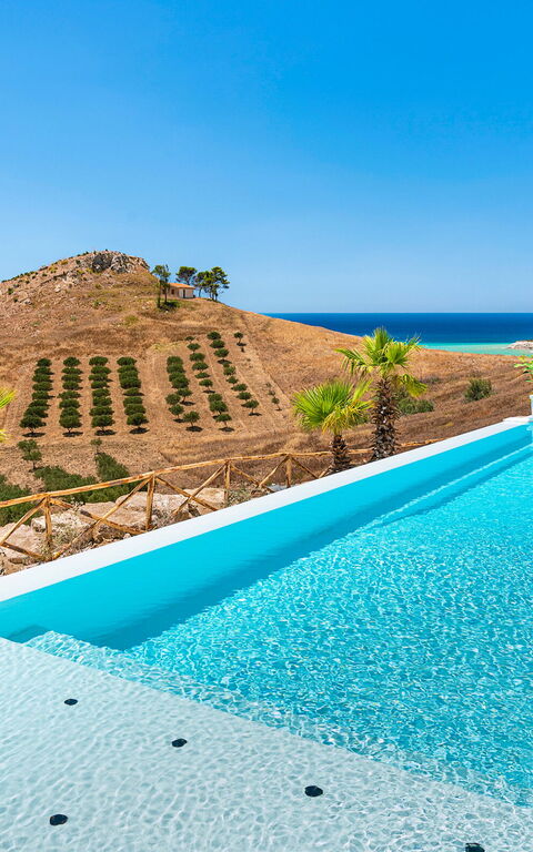 Villa Domizia: bassin, Vues