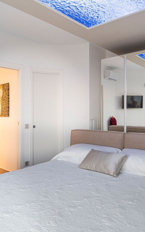 Villa Domizia: chambre à coucher