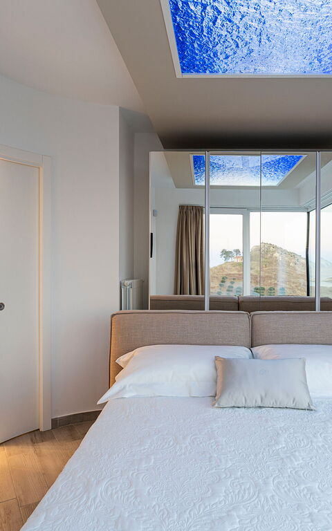 Villa Domizia: chambre à coucher