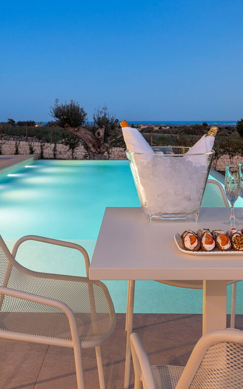 Villa Mora: bassin, Extérieur, Extérieurs, Vues