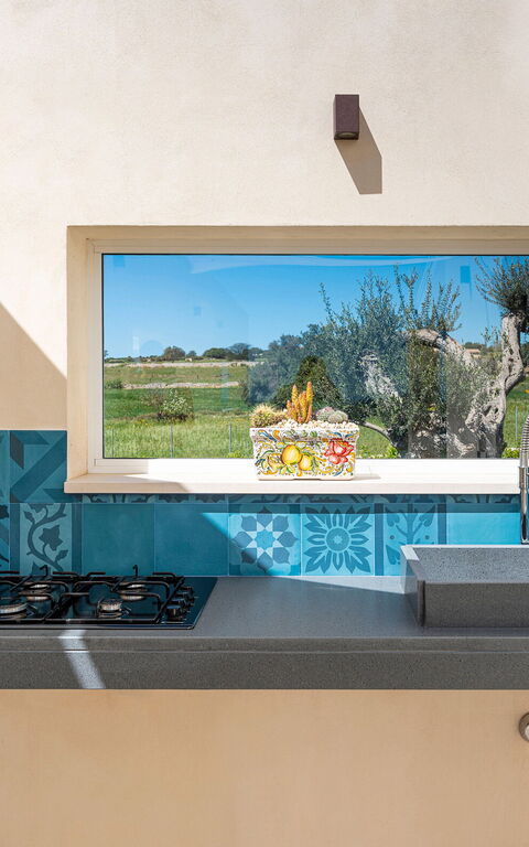 Villa Mora: Extérieur, Jardin, Vues