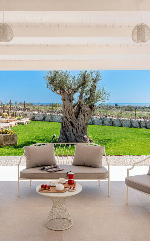 Villa Mora: Extérieur, Jardin, Vues