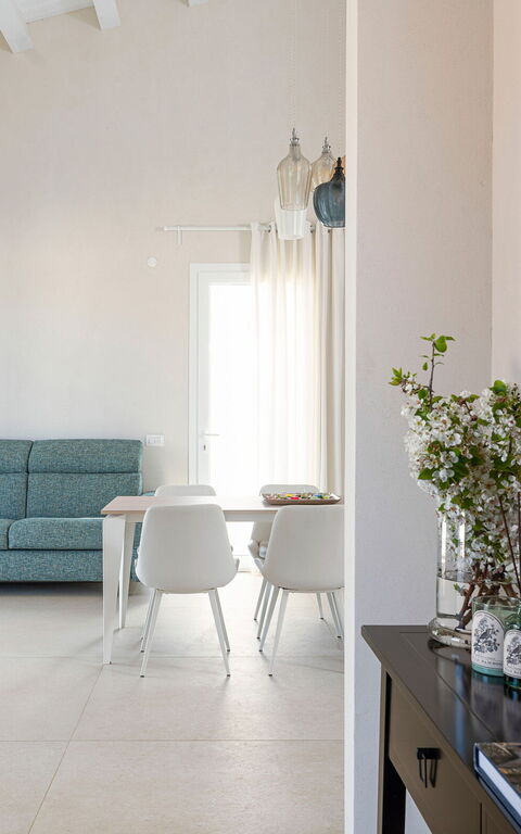 Villa Mora: Salle à manger, Salon