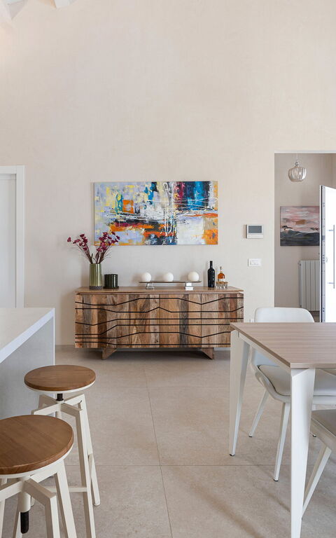 Villa Mora: Cuisine, Salle à manger, Salon