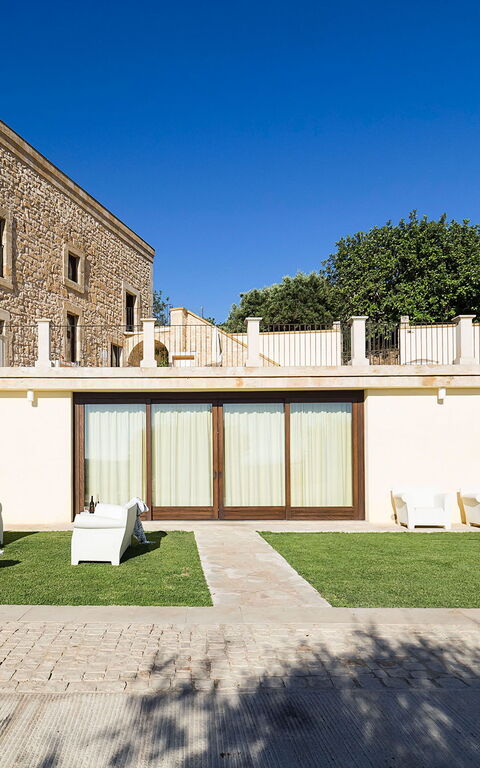 Villa Corte Dorata: Été, Extérieur, Jardin