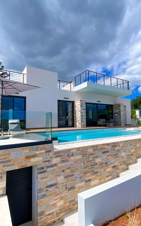 Villa Kallos: bassin, Extérieur, Extérieurs