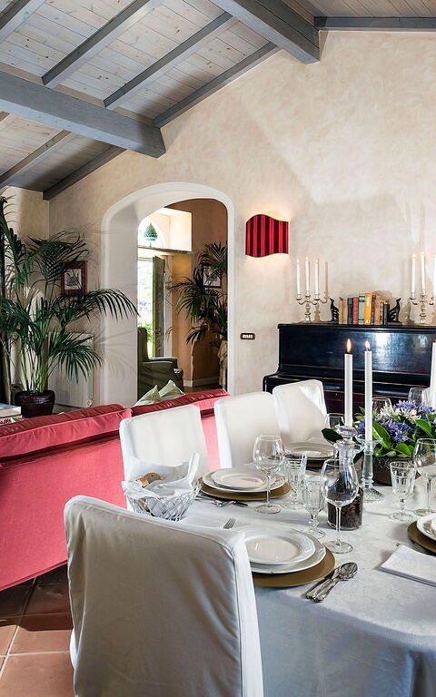 Don Salvatore: Salle à manger, Salon