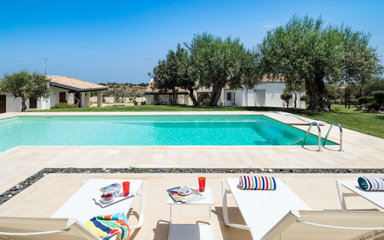 Corte Moscata: bassin, Extérieurs, Jardin