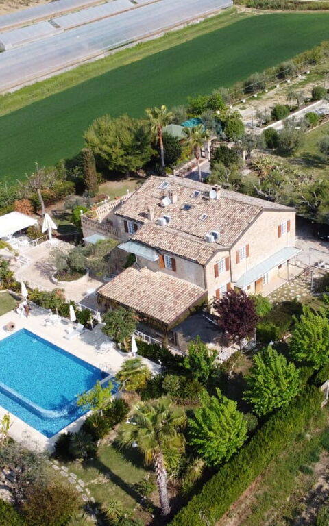 Villa Vittoria: Extérieur