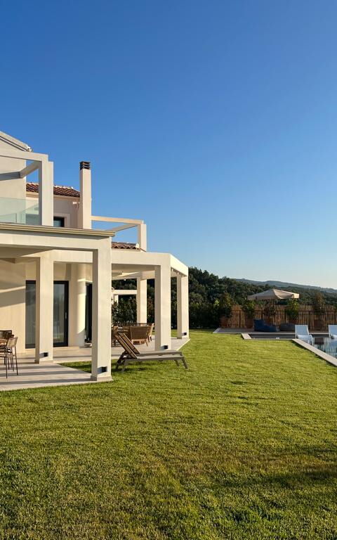 Villa Acropolitana: Balcon / Terrasse / Patio, bassin, Été, Extérieur, Extérieurs, Jardin, Vues