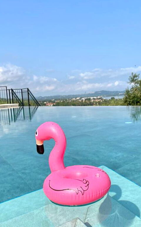 Villa Acropolitana: bassin, Extérieur, Extérieurs